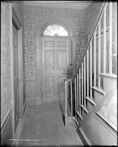 Danversport, 166 High Street, interior detail, side hall and stairway, Samuel Fowler house