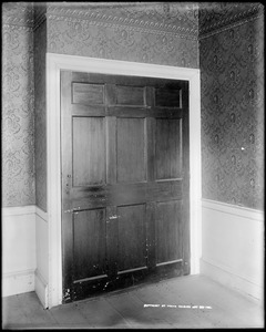 Danversport, 166 High Street, interior detail, door, Samuel Fowler house