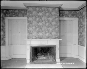 Danversport, 166 High Street, interior detail, mantel and wallpaper, Samuel Fowler house