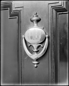 Boston, 49 Chestnut Street, exterior detail, door knocker, unknown house