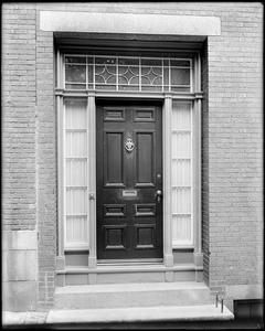 Boston, 6 Acorn Street, exterior detail, door, unknown house