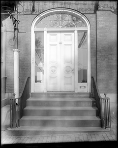 Boston, 56 Beacon Street, exterior detail, front entry and wrought iron, Doctor Bigelow house