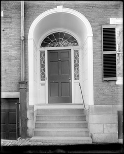 Boston, 46 Mount Vernon Street, exterior detail, door, unknown house