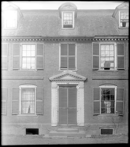 Salem, 168 Derby Street, exterior detail, door, Richard Derby house