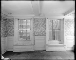 Salem, 168 Derby Street, interior detail, panelling in west room, south side, Richard Derby house