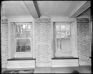 Salem, 168 Derby Street, interior detail, panelling in west chamber, southside, Richard Derby house