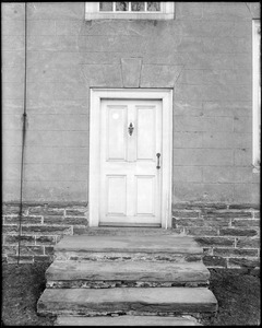 Philadelphia, Pennsylvania, 6401 Germantown Avenue, exterior detail, side door, Benjamin Chew House