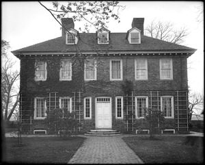 Philadelphia, Pennsylvania, 4601 North 18th Street, exterior detail, front elevation, James Logan house, 1727, "Stenton"