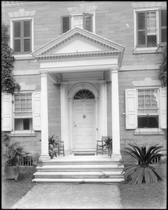 Philadelphia, Pennsylvania, 6430 Germantown Avenue, exterior detail, porch, Upsala house, 1798