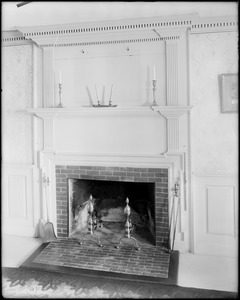 Kingston, Rhode Island, interior detail, mantel, Helme house