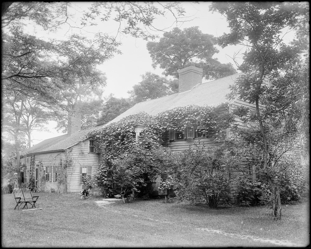 Kingston, Rhode Island, General Cyrus French house, before 1700