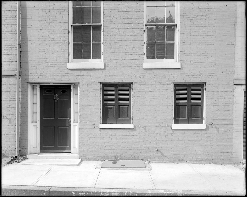 Baltimore, Maryland, 10 West Hamilton Street, exterior detail, door, unknown house