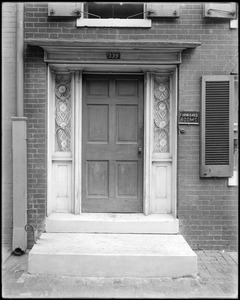 Baltimore, Maryland, 339 Saint Paul Street, exterior detail, door