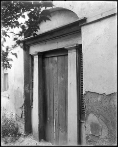 Baltimore, Maryland, 327 Saint Paul Street, exterior detail, door, stable, rear, unknown house