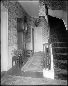 Salem, 26 Chestnut Street, stairway, hall and wallpaper, Humphrey Devereux house