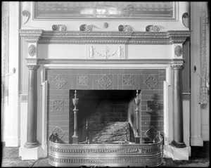 Portsmouth, New Hampshire, 401 State Street, interior detail, mantel, colonial room, Rockingham Hotel