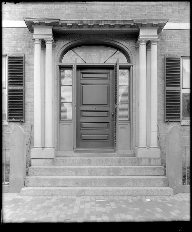 Portsmouth, New Hampshire, 16 Pleasant Street, Knights of Columbus home