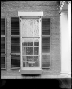 Salem, 40 Chestnut Street, exterior detail, window, J. W. Thompson and Nathaniel West Senior house