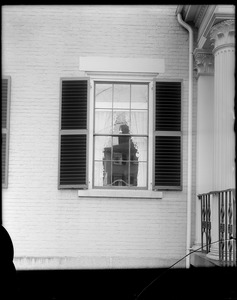 Salem, 12 Chestnut Street, exterior detail, window, Jonathan Hodges house