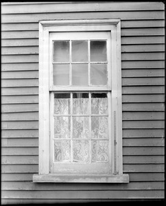 Salem, 71 Essex Street, exterior detail, window, Narbonne house