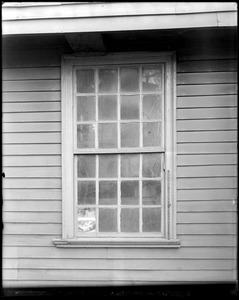 Salem, 310 Essex Street, exterior detail, window, Jonathan Corwin house