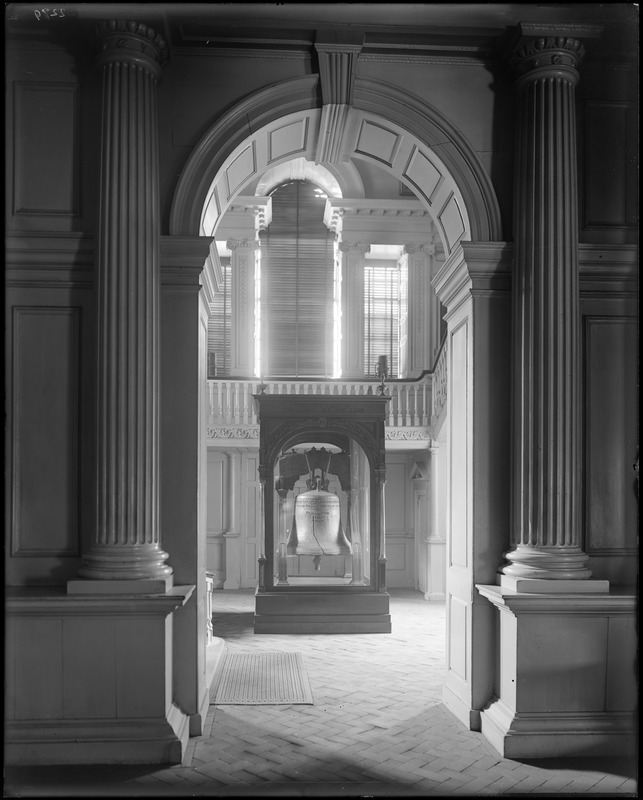 Objects, Liberty Bell, first floor of Independence Hall, Philadelphia, Pennsylvania, 520 Chestnut Street