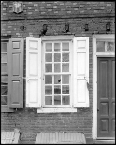 Philadelphia, Pennsylvania, Combes Alley, exterior detail, window