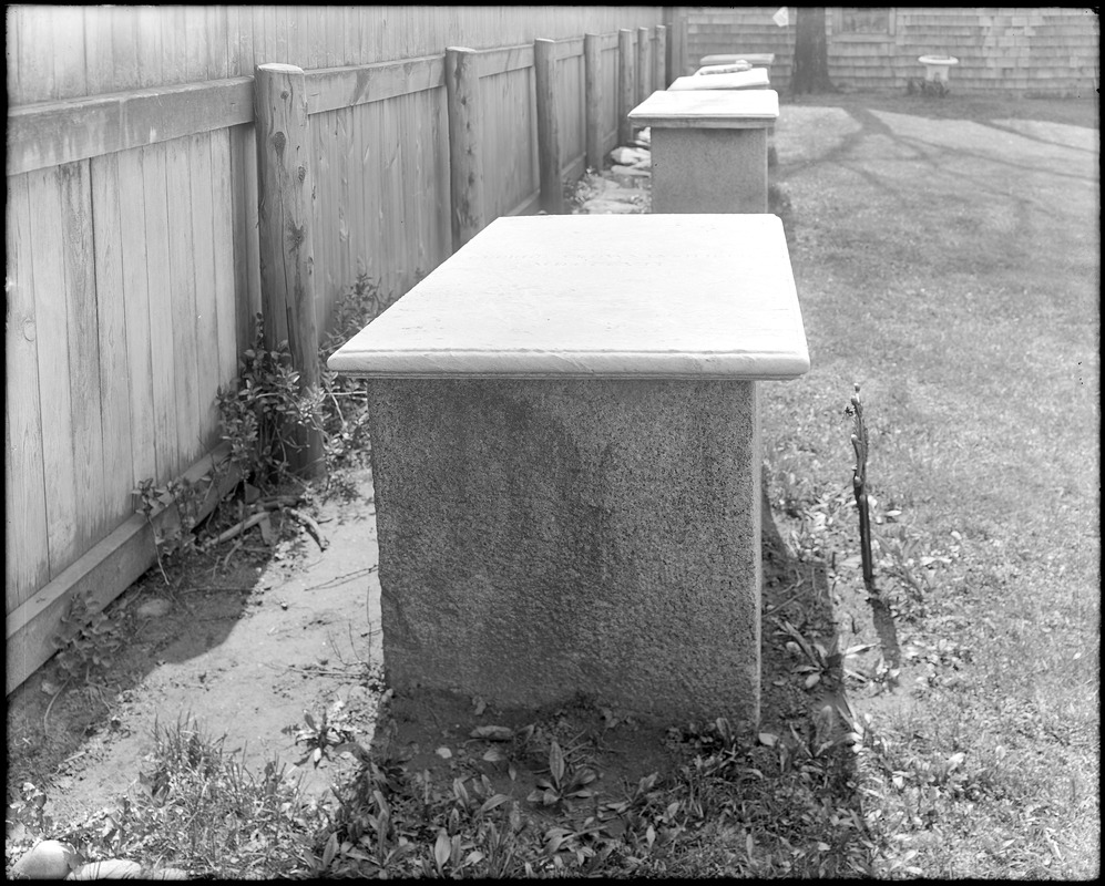 Salem, Howard Street, Howard Street Cemetery, gravestone, Crowninshield tomb