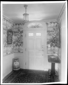 Salem, 2 Cedar Street, George A. Morrill house, interior detail, front door