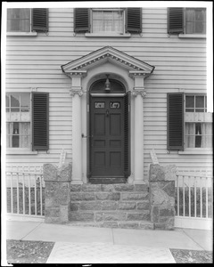 Salem, 2 Cedar Street, George A. Morrill house, exterior detail, front door