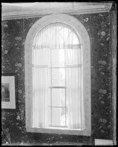 Salem, 142 Federal Street, Cook-Oliver house, interior detail, palladian window