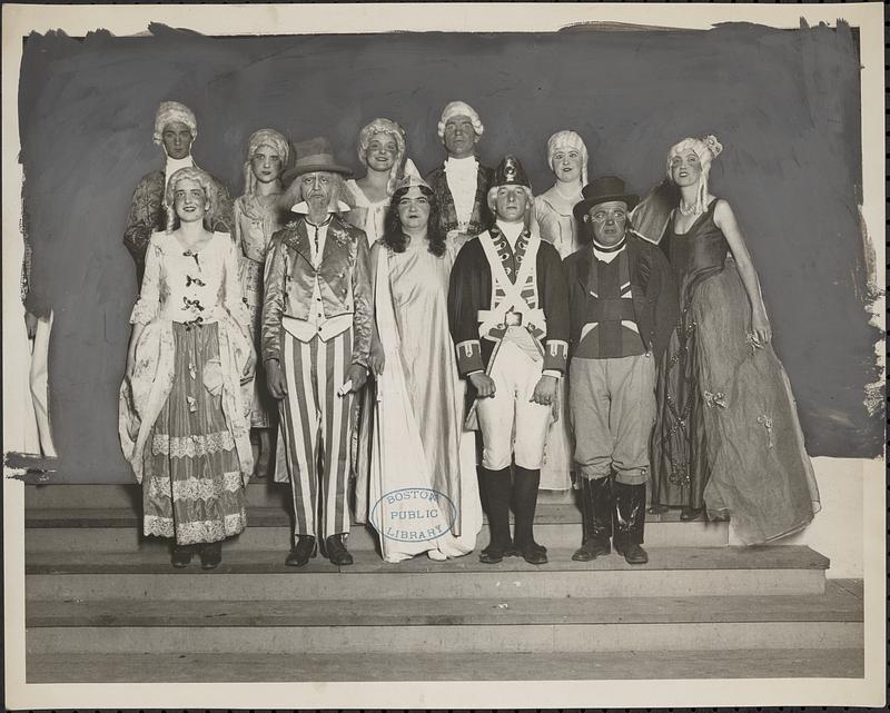 Tercentenary, group who took part in pageant on Common - Digital ...