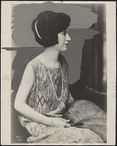 Mrs. Elsie Holt Snipes, who was murdered in her apartment