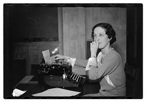 Miss Mabel Goguem typewriter demonstration