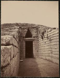 Entrance to treasury of Atreus, Mycaina - Greece