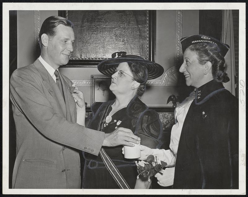 Gov. Tobin Mrs Edith Trippier and Mrs. Ann Mitchell.