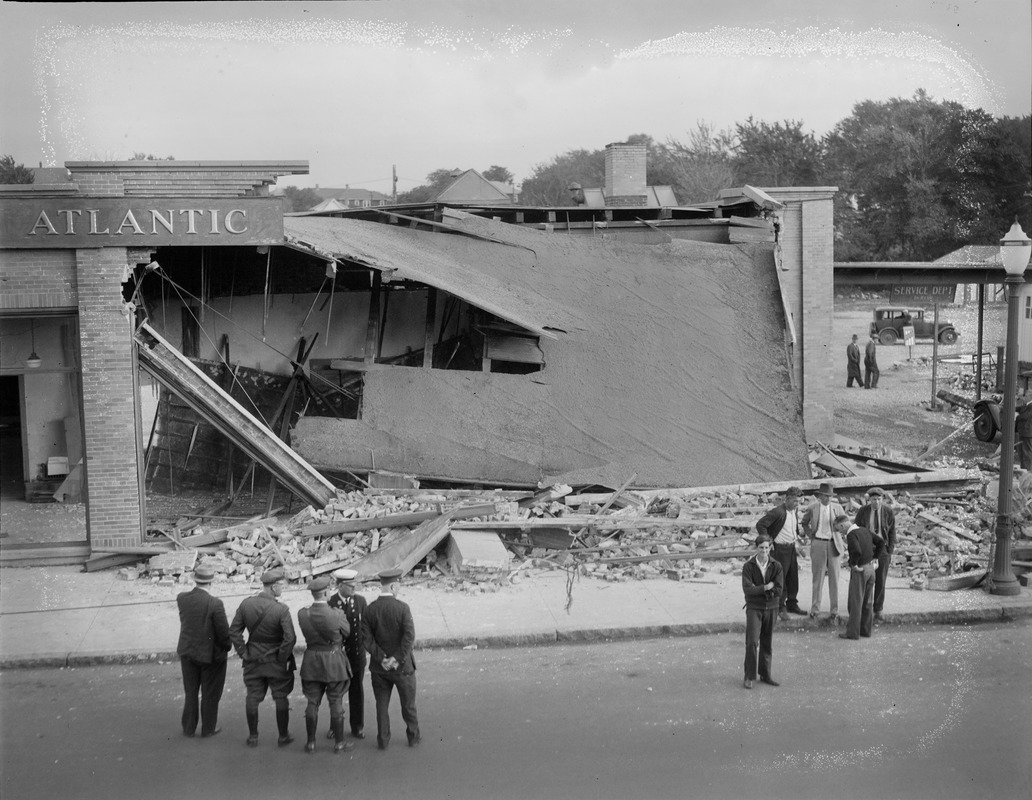 Explosion wrecks house in Hull