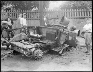 Auto destroyed by fire, Dorchester