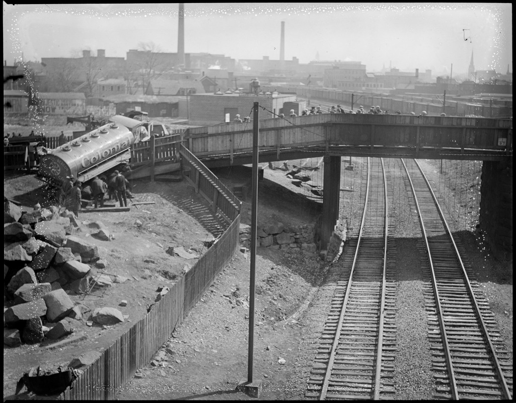 Colonial Gas Truck Accident - Somerville. - Digital Commonwealth