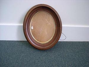 Oval frame with gilt insert