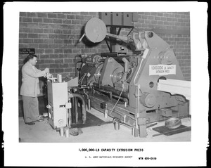 1,000,000 lb capacitiy extrusion press