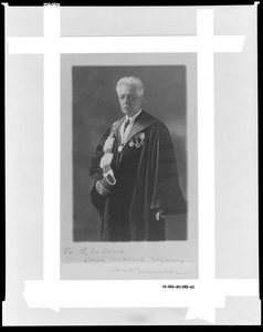 Photograph addressed to E. Reed with cordial regards Allen Sauveur