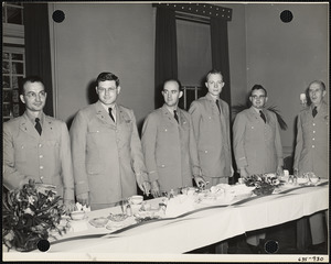 Military members at dinner