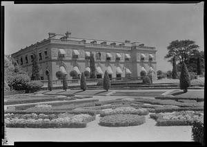 Residence and parterre garden of Mrs. A. H. Rice, S.E.
