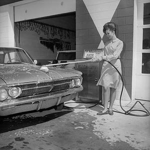 New Mariner car washer, Dartmouth Street, Bliss Corner, South Dartmouth, MA