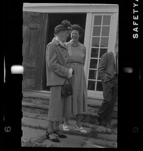 Dorelen Feise Bunting, right, with unidentified woman at a wedding