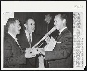 World Series Heroes Sign -- General Manager Joe L. Brown of the Pittsburgh Pirates (right) exchanges a ball and bat respectively with relief ace Elroy Face (left) and second baseman Billy Mazeroski for signed 1961 contracts today with the two World Series heroes. Mazeroski home run in the seventh and final game of the series earned the Pirates their first world championship in 35 years. Face worked in all four of the Pirates' World Series victories, gaining credit for 3 saves.