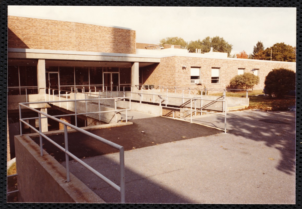 Sanders Administration Bldg