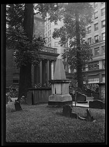 Thomas Dawes Monument, King's Chapel Cemetery