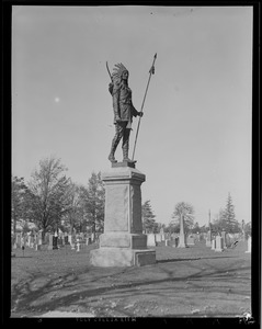 Passaconaway Indian statue in Lowell Edson Cemetery